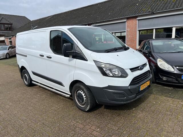 Wit Gebruikt 2014 Ford Transit Custom Van | € 9.999 - Afbeelding 1/2