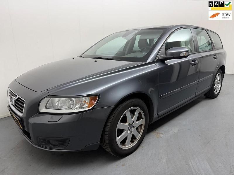 Grijs Occasion 2007 Volvo V50 Stationwagen | € 2.200 (Super prijs) - Afbeelding 1/4