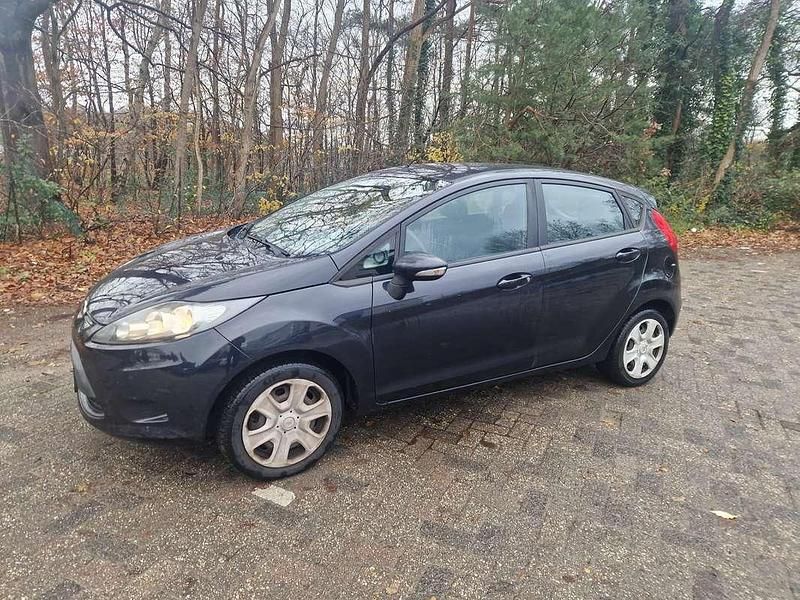 Zwart Gebruikt 2012 Ford Fiesta Hatchback | € 975 (Super prijs) - Afbeelding 1/4