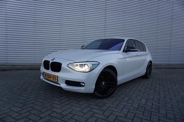 Hatchback Gebruikt 2014 BMW 116 Executive Hatchback | € 7.950 (Eerlijke prijs) - Afbeelding 1/4