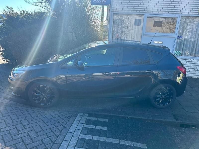 Occasion Opel Astra Cosmo 2013 Zwart Hatchback