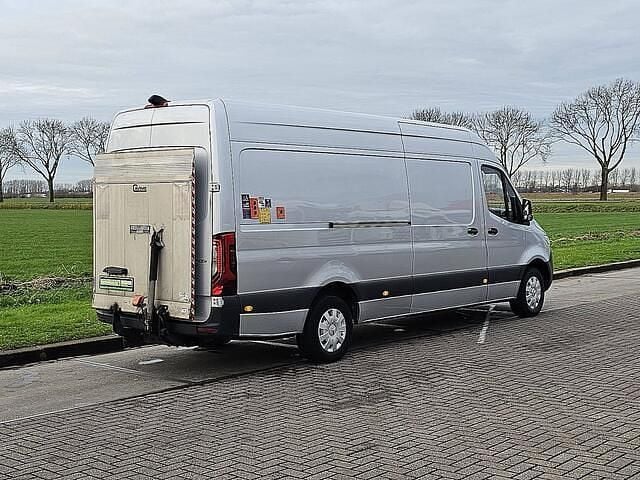 Occasion Mercedes Sprinter 170 PK (125 kW) 2023 Zilver (metallic) Van