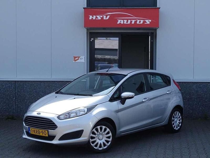 Grijs Gebruikt 2013 Ford Fiesta Style Hatchback | € 3.650 (Eerlijke prijs) - Afbeelding 1/3