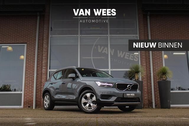 Grijs Occasion 2019 Volvo XC40 Momentum SUV | € 23.950 (Goede deal) - Afbeelding 1/3