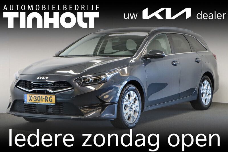 Grijs Gebruikt 2024 Kia Ceed Stationwagen | € 23.950 (Eerlijke prijs) - Afbeelding 1/4