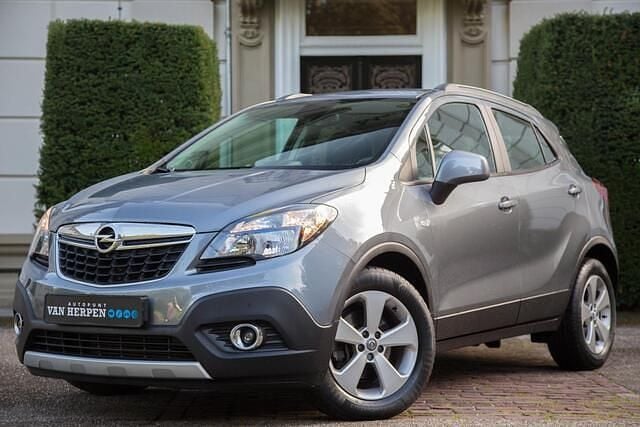 Zilver Gebruikt 2014 Opel Mokka Innovation SUV | € 11.940 (Eerlijke prijs) - Afbeelding 1/4