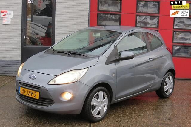 Grijs Occasion 2009 Ford Ka Titanium Hatchback | € 1.950 (Eerlijke prijs) - Afbeelding 1/4