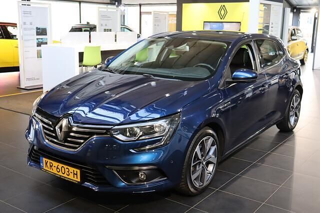 Donker blauw metallic Gebruikt 2016 Renault Mégane IV Bose Edition Hatchback | € 9.950 (Eerlijke prijs) - Afbeelding 1/4
