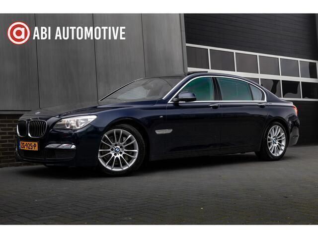Blauw, metallic lak Gebruikt 2014 BMW 750L M Sport Sedan | € 26.945 - Afbeelding 1/4
