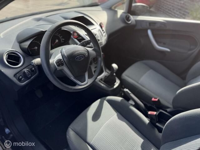 Occasion Ford Fiesta 60 PK (44 kW) 2012 Zwart Hatchback