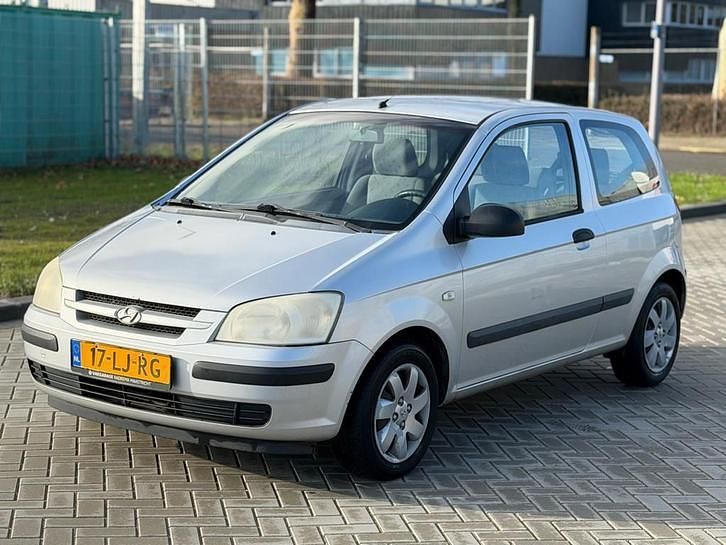 Grijs Occasion 2003 Hyundai Getz Hatchback | € 1.000 (Goede deal) - Afbeelding 1/4