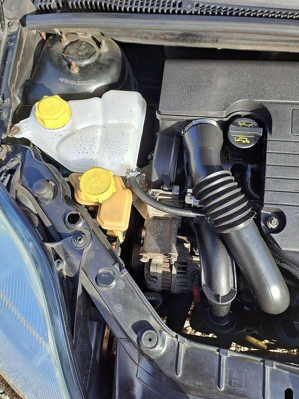 Occasion Ford Fiesta Celebration 69 PK (50 kW) 2003 Zwart Hatchback