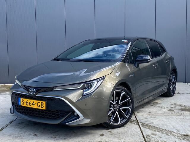 Groen Gebruikt 2019 Toyota Corolla Executive Hatchback | € 23.995 (Eerlijke prijs) - Afbeelding 1/4