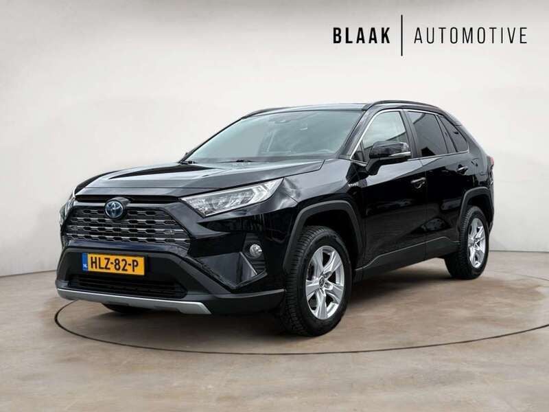 Zwart, metallic lak Gebruikt 2021 Toyota RAV4 Hybrid Active SUV | € 33.995 (Eerlijke prijs) - Afbeelding 1/4