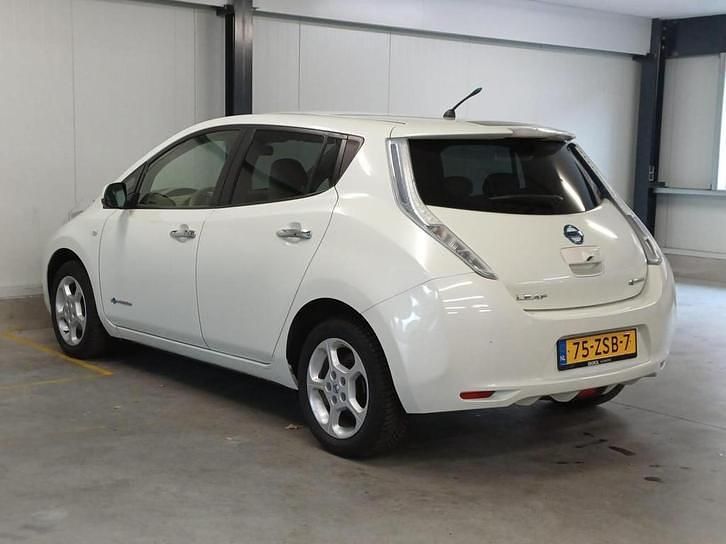 Occasion Nissan Leaf Base 80 kW (109 PK) 2013 Wit (parellak) Hatchback