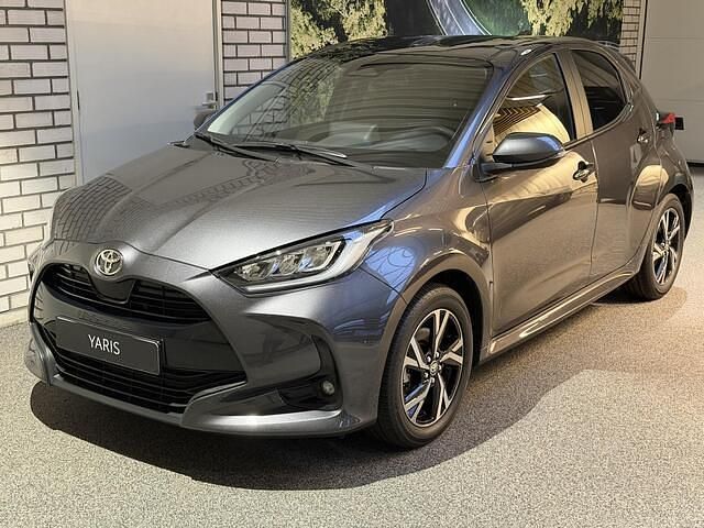 Occasion Toyota Yaris 116 PK (85 kW) 2024 Grijs Hatchback