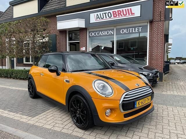 Oranje Gebruikt 2015 Mini Cooper Business Hatchback | € 12.950 (Eerlijke prijs) - Afbeelding 1/4
