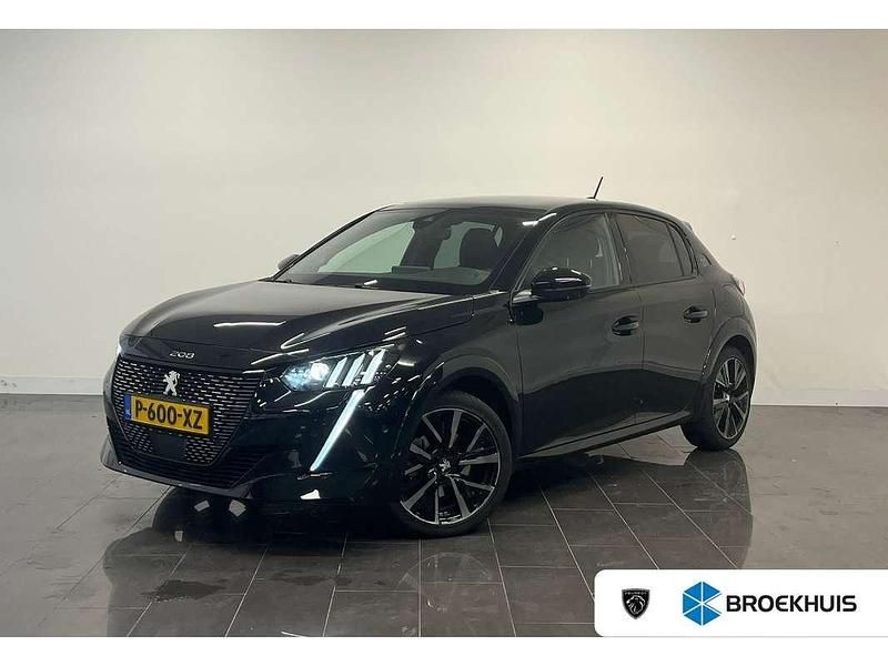 Zwart Gebruikt 2022 Peugeot 208 Premium Hatchback | € 18.450 (Iets duurder) - Afbeelding 1/4
