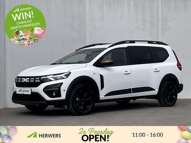 Wit Gebruikt 2024 Dacia Jogger Extreme MPV | € 22.635 (Eerlijke prijs) - Afbeelding 1/4