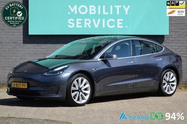 Grijs, metallic lak Gebruikt 2019 Tesla Model 3 Long Range Sedan | € 21.864 (Eerlijke prijs) - Afbeelding 1/4