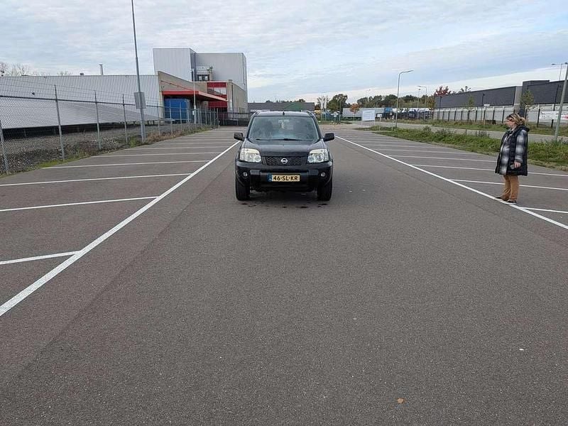Zwart Gebruikt 2006 Nissan X-Trail Comfort SUV | € 1.750 (Super prijs) - Afbeelding 1/4