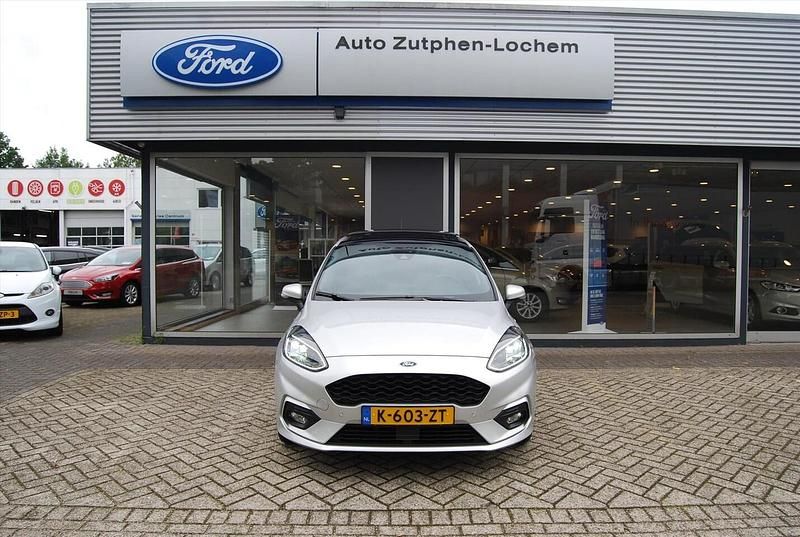 Occasion Ford Fiesta ST-Line 125 PK (91 kW) 2021 Grijs Hatchback
