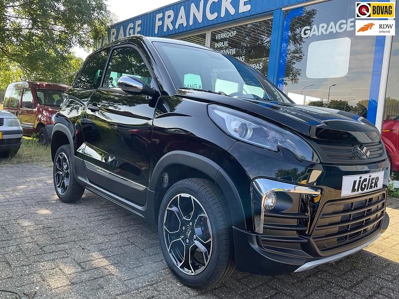 Zwart Gebruikt 2024 Ligier JS60 Hatchback | € 19.995 (Iets duurder) - Afbeelding 1/4