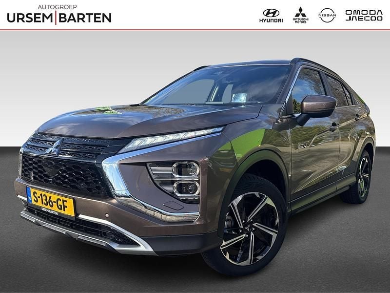 Occasion Mitsubishi Eclipse Cross Edition 188 PK (138 kW) 2022 Bruin SUV