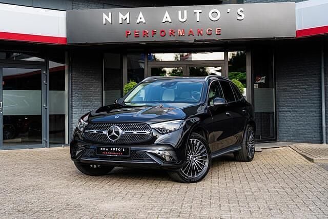 Zwart Gebruikt 2022 Mercedes GLC300 AMG line SUV | € 69.950 - Afbeelding 1/4