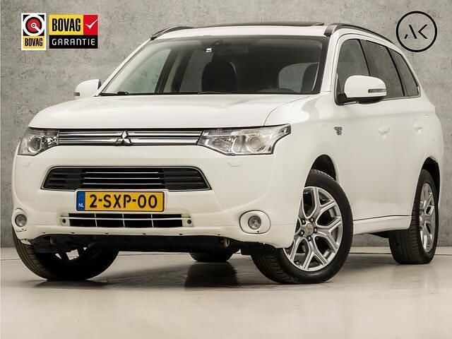 Wit Gebruikt 2013 Mitsubishi Outlander Instyle SUV | € 12.945 (Eerlijke prijs) - Afbeelding 1/4