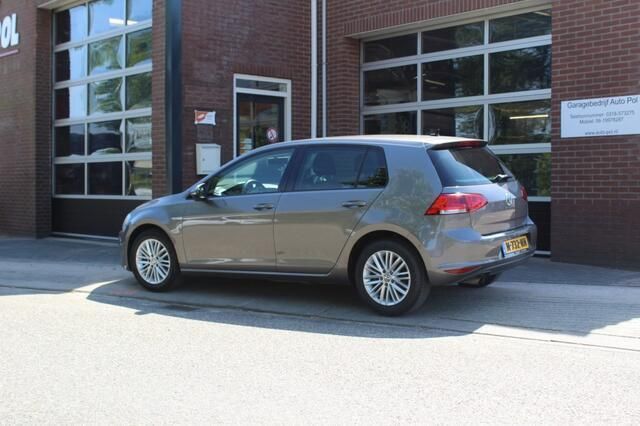 Occasion VW Golf VII Highline 123 PK (90 kW) 2014 Grijs Hatchback