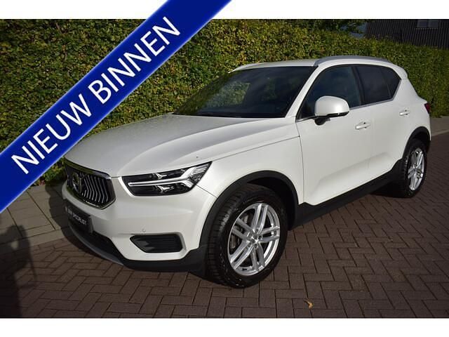 Wit Gebruikt 2019 Volvo XC40 Inscription SUV | € 23.980 (Goede deal) - Afbeelding 1/4