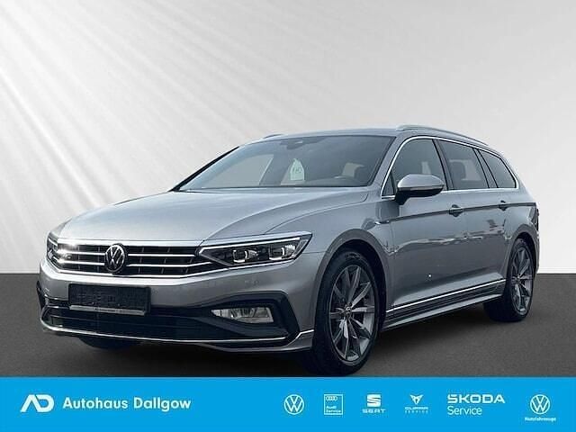 Zilver Gebruikt 2023 VW Passat Elegance Stationwagen | € 40.381 (Eerlijke prijs) - Afbeelding 1/4