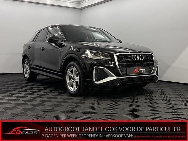 Zwart Gebruikt 2024 Audi Q2 S-Line SUV | € 29.950 (Goede deal) - Afbeelding 1/4