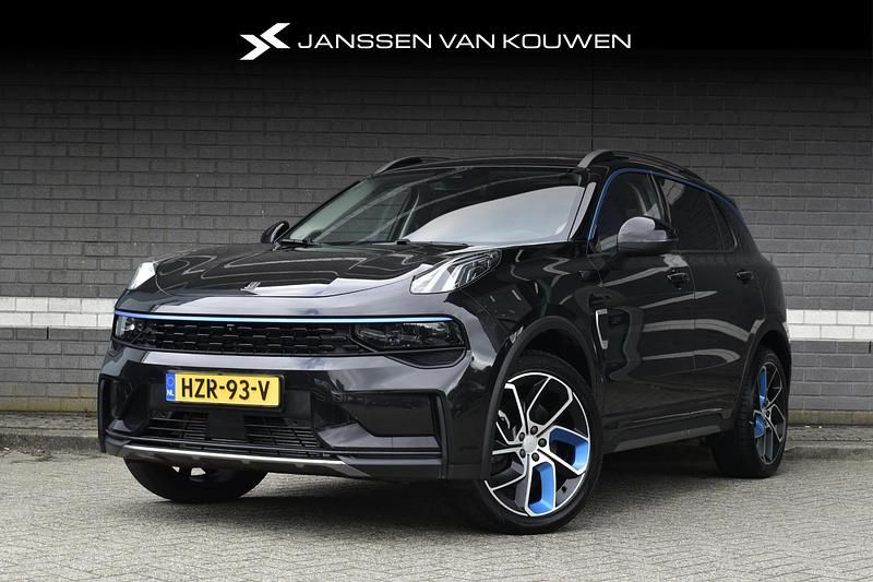 Zwart Gebruikt 2022 Lynk & Co 01 SUV | € 25.395 (Eerlijke prijs) - Afbeelding 1/4