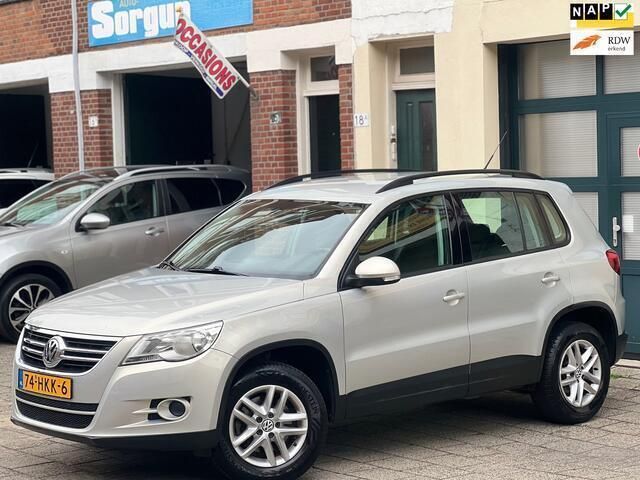 Grijs Gebruikt 2009 VW Tiguan Design SUV | € 5.950 (Eerlijke prijs) - Afbeelding 1/4