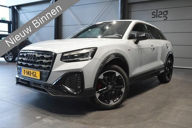 Grijs Occasion 2022 Audi Q2 S-Line SUV | € 29.990 (Eerlijke prijs) - Afbeelding 1/4