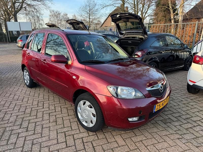 Occasion Mazda 2 Exclusive 80 PK (58 kW) 2004 Rood MPV