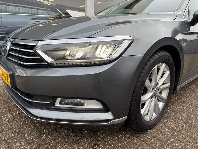 Occasion VW Passat Highline 150 PK (110 kW) 2017 Grijs Stationwagen
