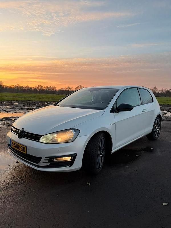 Gebruikt 2014 VW Golf VII | € 5.999 (Eerlijke prijs) - Afbeelding 1/4