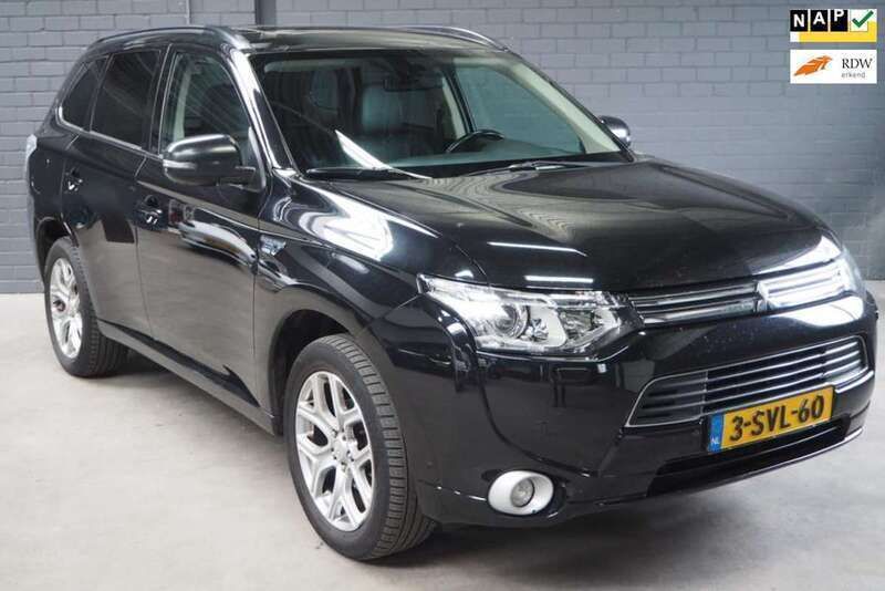 Zwart Gebruikt 2013 Mitsubishi Outlander P-HEV Instyle SUV | € 6.900 (Super prijs) - Afbeelding 1/4