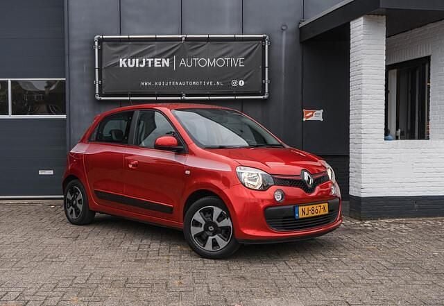 Rood Gebruikt 2017 Renault Twingo Collection Hatchback | € 7.450 (Goede deal) - Afbeelding 1/4