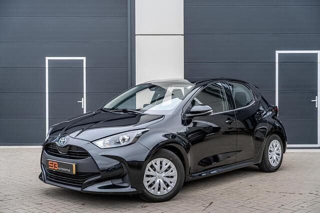 Occasion Toyota Yaris Active 91 PK (66 kW) 2021 Zwart Hatchback