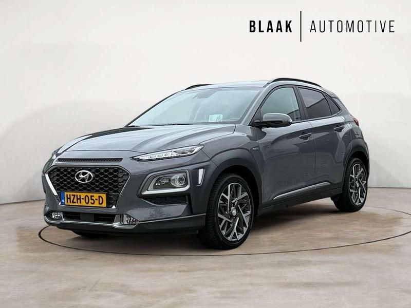 Grijs, metallic lak Gebruikt 2020 Hyundai Kona Premium SUV | € 21.490 (Eerlijke prijs) - Afbeelding 1/4
