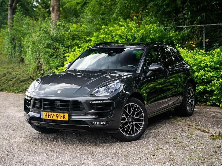 Grijs Gebruikt 2016 Porsche Macan SUV | € 35.950 (Iets duurder) - Afbeelding 1/4