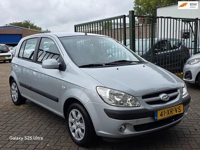 Grijs Gebruikt 2007 Hyundai Getz Active Hatchback | € 2.499 (Eerlijke prijs) - Afbeelding 1/4