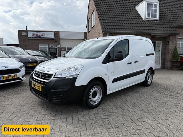Wit Gebruikt 2017 Peugeot Partner MPV | € 6.950 (Goede deal) - Afbeelding 1/4
