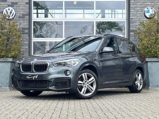 Grijs Gebruikt 2019 BMW X1 M Sport SUV | € 27.450 (Goede deal) - Afbeelding 1/4