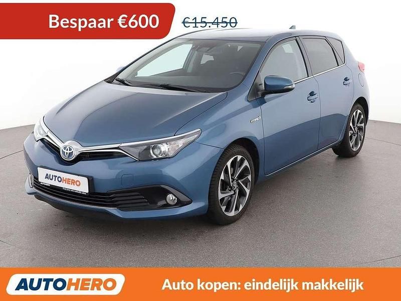 Occasion Toyota Auris Hybrid Design 99 PK (72 kW) 2018 Blauw Hatchback