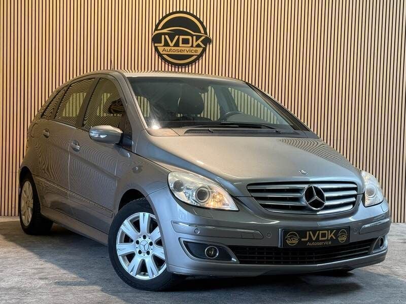 Grijs Gebruikt 2005 Mercedes B200 MPV | € 3.440 (Duur) - Afbeelding 1/4